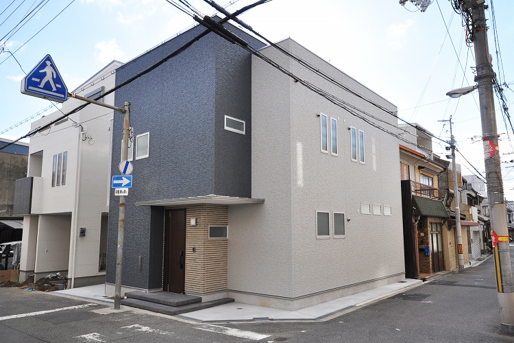 非日常を日常にする屋上庭園のある住まい