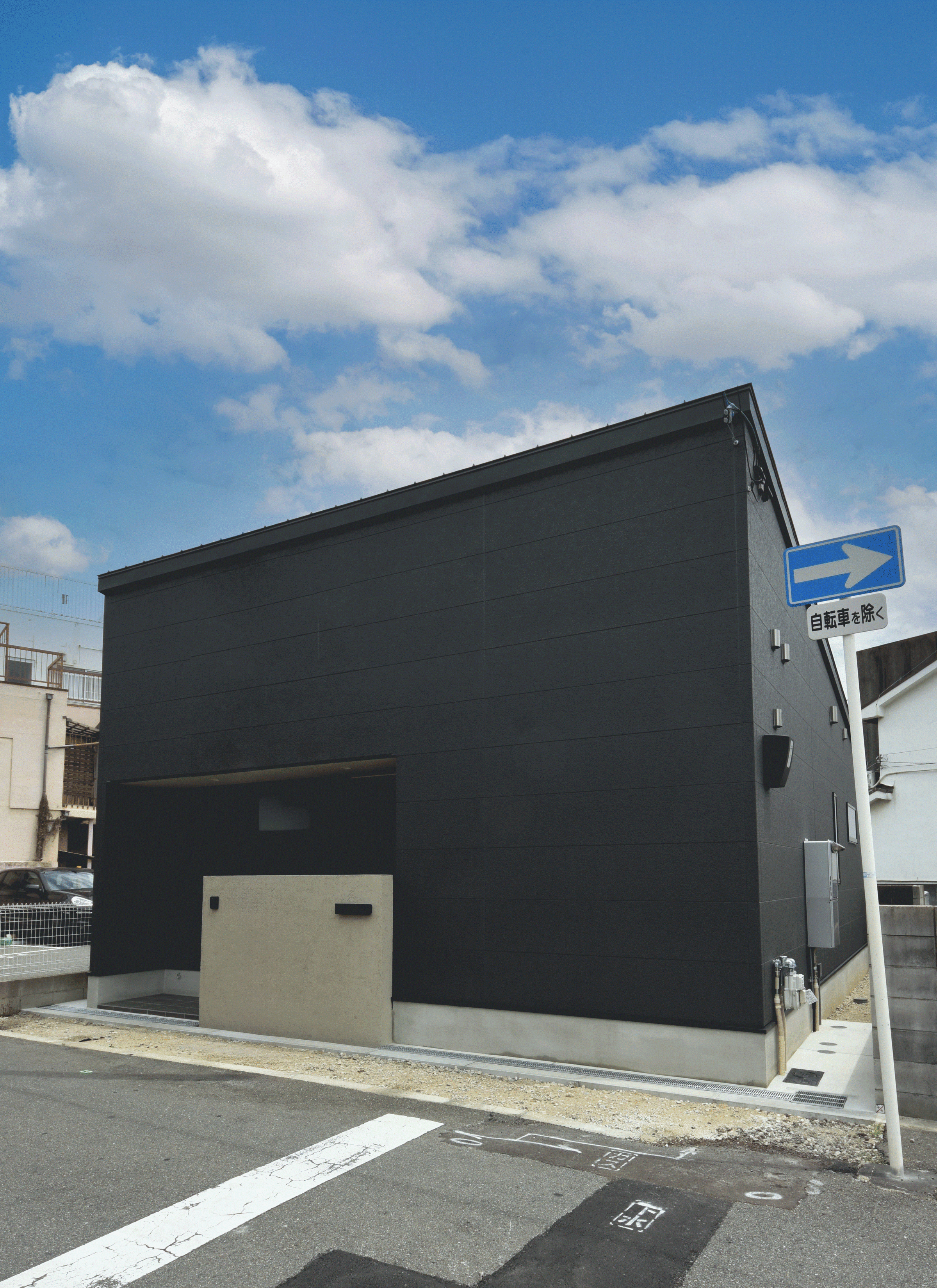 28坪の変形敷地で大空間リビングの平屋